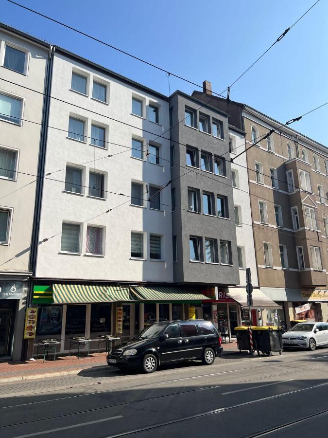 Apartment Othman Falkenstraße 26 3og L *